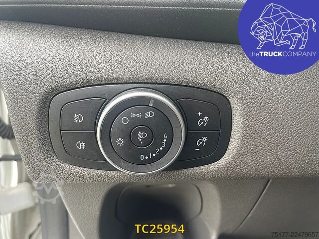 Passenger transportation Ford Transit CUSTOM 2.0 TDCI - 9 SEATS - AUTOMATIC -...