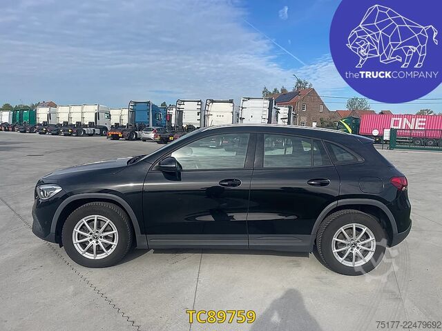 Mercedes-Benz GLA 200 D Mercedes-Benz GLA 200 D