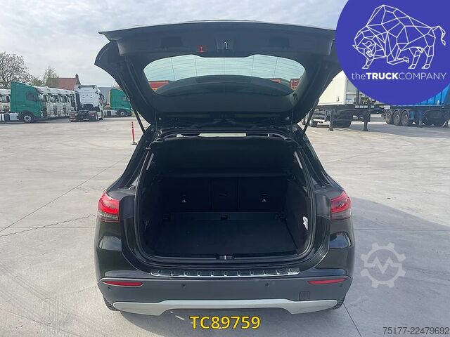 Mercedes-Benz GLA 200 D Mercedes-Benz GLA 200 D