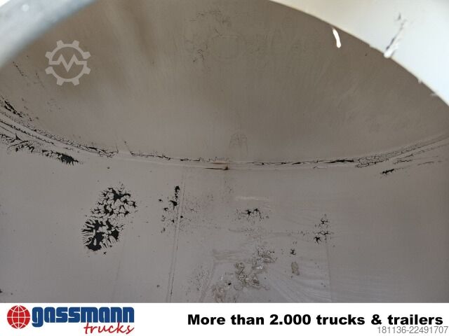 Camión cisterna  Wassertank 2800L