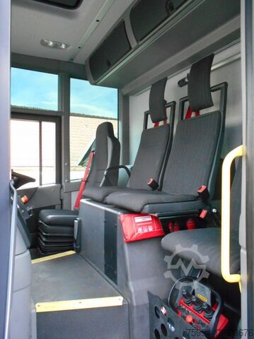 Camion dei rifiuti Mercedes-Benz Econic 3235 L 8x4-4 / Hillend EHP 7000