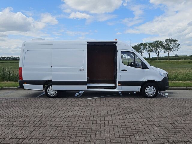 Camioneta familiar de techo alto MERCEDES-BENZ SPRINTER 315 L3H2 Mbux AC Euro6!