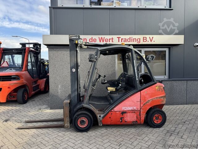 Linde H25T Triplex 550 Free Lift / Sideshift / Fork Positioner LPG 2007 LINDE H25T Triplo 550 Freelift / Sideshift / Vorkversteller LPG 2007