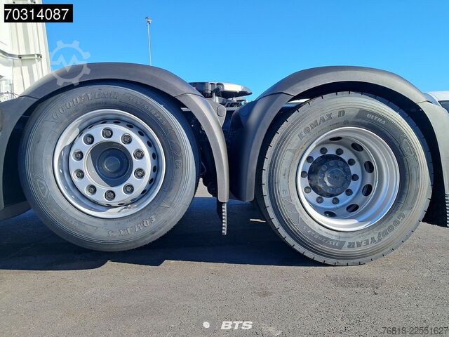 Standardni tegljač DAF XG 530 6X2 FTG - MX + Navi + VA 8t Parabel