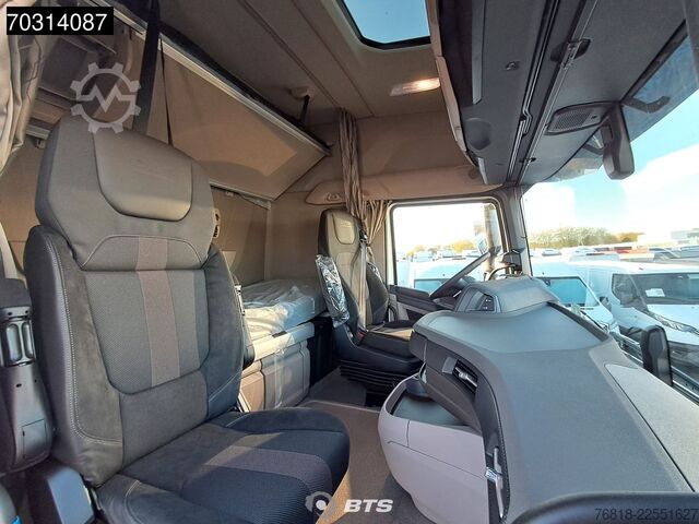 Standardni tegljač DAF XG 530 6X2 FTG - MX + Navi + VA 8t Parabel