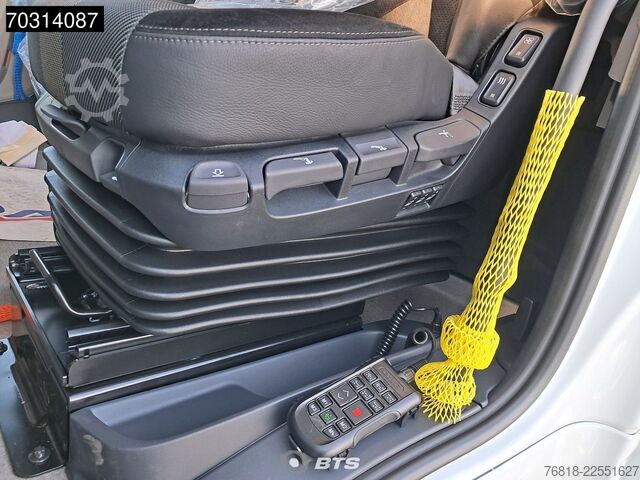 Standardni tegljač DAF XG 530 6X2 FTG - MX + Navi + VA 8t Parabel