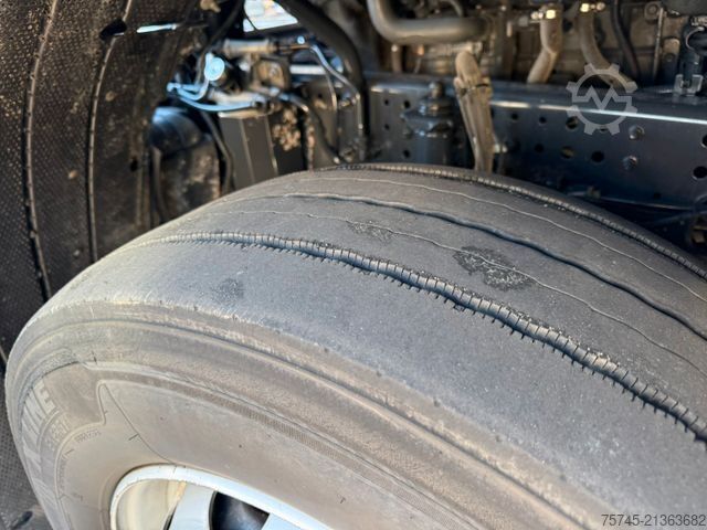 หัวลากปริมาตร IVECO S-WAY 530 * RETARDER * 2 X TANK * ACC * WENIG KM