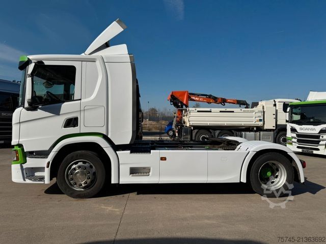 Tractor estándar SCANIA P 450 * RETARDER * FLACHDACH * STANDHEIZUNG *3 X