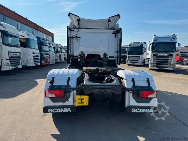 Tractor estándar SCANIA P 450 * RETARDER * FLACHDACH * STANDHEIZUNG *3 X