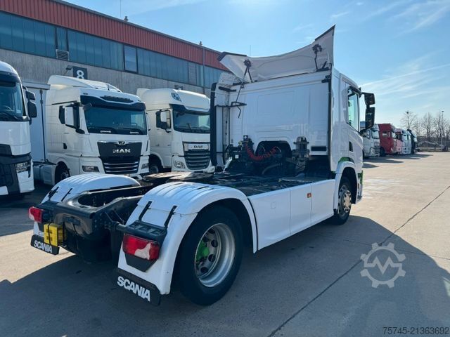 Tractor estándar SCANIA P 450 * RETARDER * FLACHDACH * STANDHEIZUNG *3 X