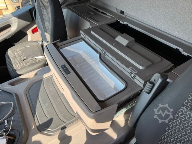 Tractor estándar SCANIA P 450 * RETARDER * FLACHDACH * STANDHEIZUNG *3 X