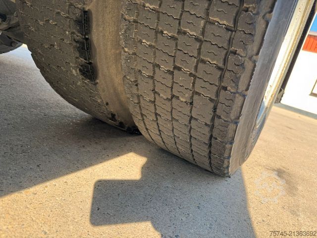 Tractor estándar SCANIA P 450 * RETARDER * FLACHDACH * STANDHEIZUNG *3 X