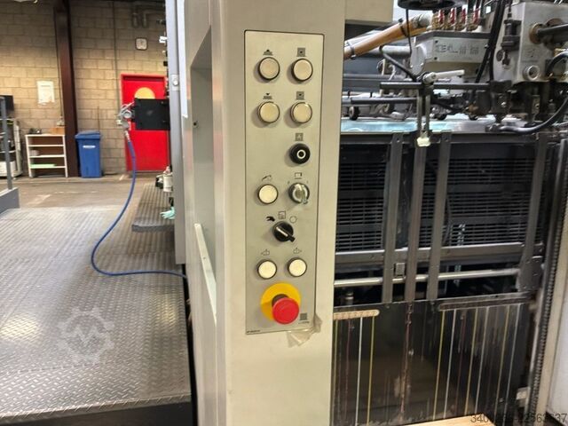 Máquina fija Heidelberg Varimatrix 105 CS