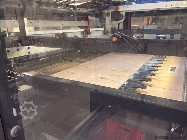Máquina fija Heidelberg Varimatrix 105 CS