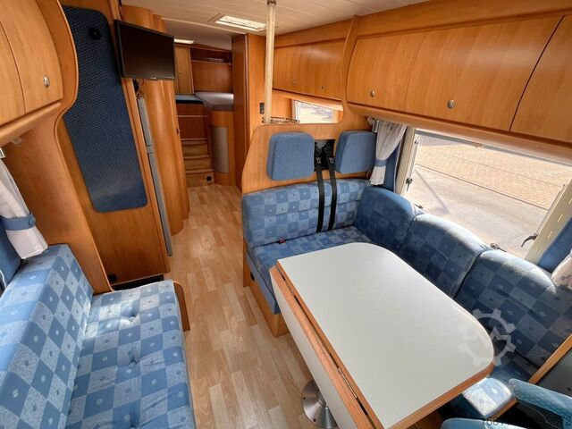 Напівінтегрований кемпер HOBBY 750 GLE - Einzelbetten - Sat/TV - Solar - Klima