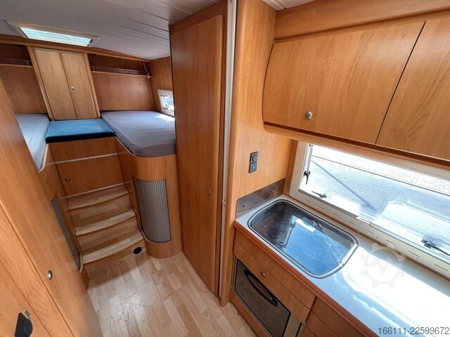 Напівінтегрований кемпер HOBBY 750 GLE - Einzelbetten - Sat/TV - Solar - Klima
