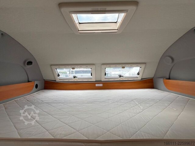 Альковний автокемпер LAIKA Ecovip 9 - Festbett - - Solar - Klima