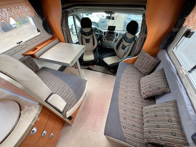 Альковний автокемпер LAIKA Ecovip 9 - Festbett - - Solar - Klima