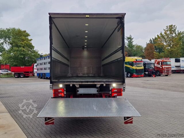 Maleta Scania P280 6x2*4 - Box - Loadlift - Low KM - Steering...