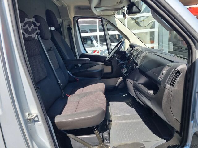 Пассажирский автобус Peugeot Boxer 2.0 HDI L2H2 9 Persoons Euro 6