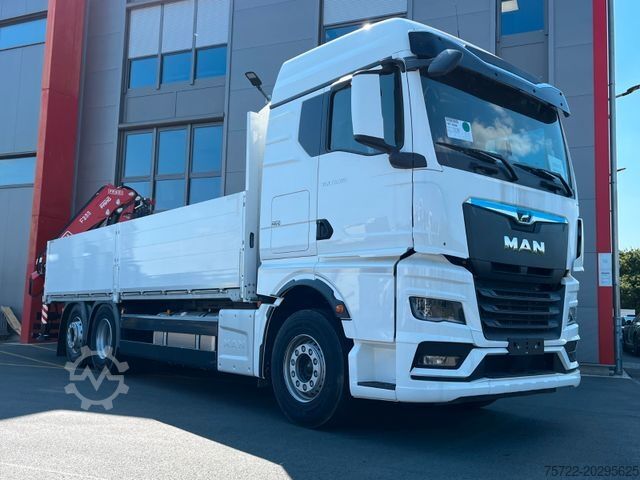 Platós teherautó MAN TGX 26.520 BL 6x2-4 KRAN FASSI SOFORT VERFÜGBAR!