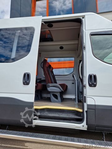 Kleinbus IVECO Daily C35 M1 9 Sitzer sauberes Fahrzeug