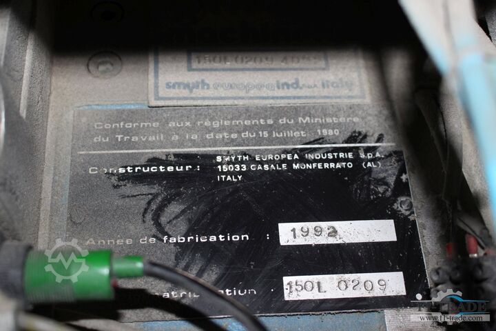 Mesin Jahit Benang Otomatis Format Besar / Mesin Jahit Otomatis - Ukuran Besar Smyth F 150 L