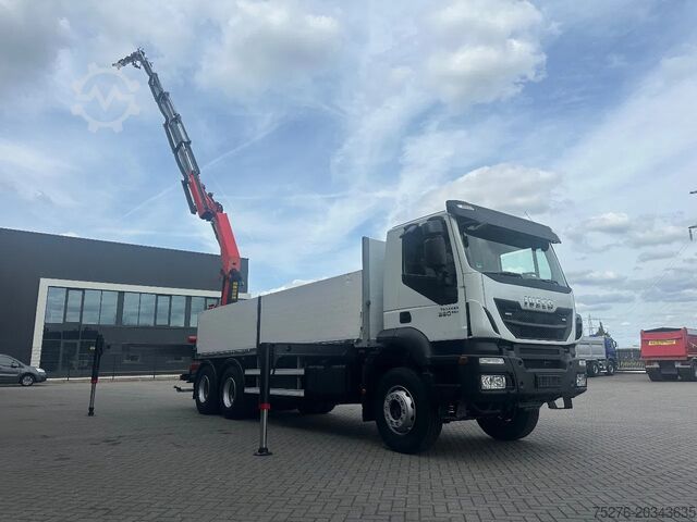 Camião-grua Iveco Trakker 360 6x4 Palfinger PK 33002-EH E + Fly J...