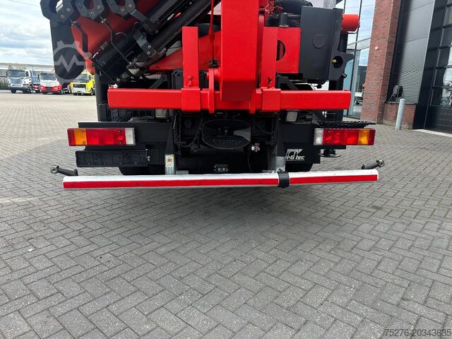 Camião-grua Iveco Trakker 360 6x4 Palfinger PK 33002-EH E + Fly J...