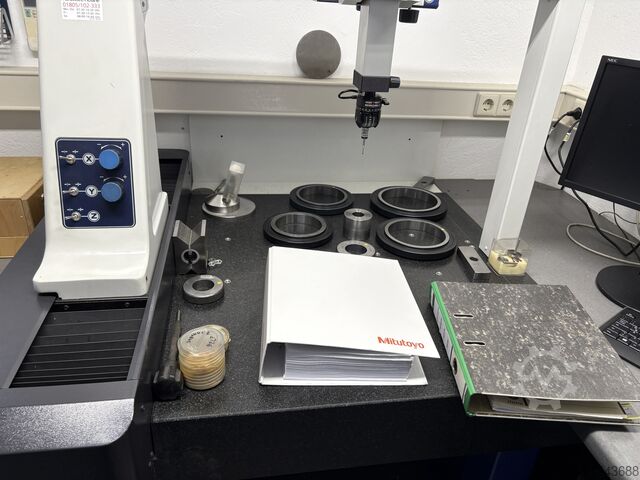 Coördinatenmeetmachine MITUTOYO CRYSTA-PLUS M 544