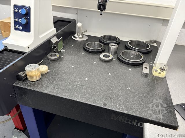 Coördinatenmeetmachine MITUTOYO CRYSTA-PLUS M 544