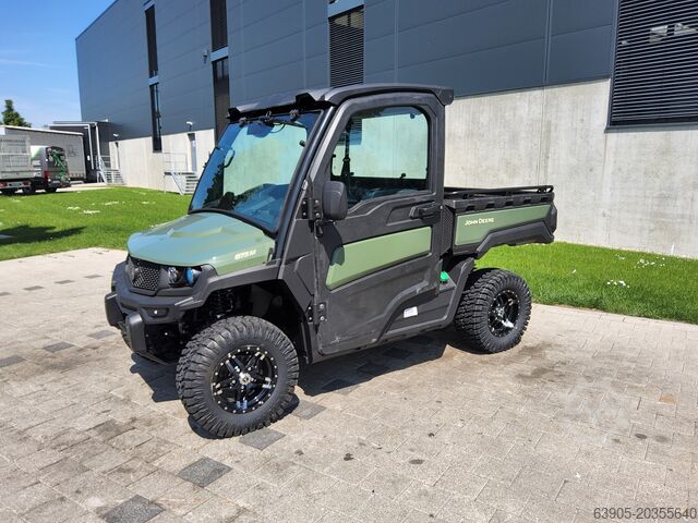 Schlepper John Deere Gator XUV875M
