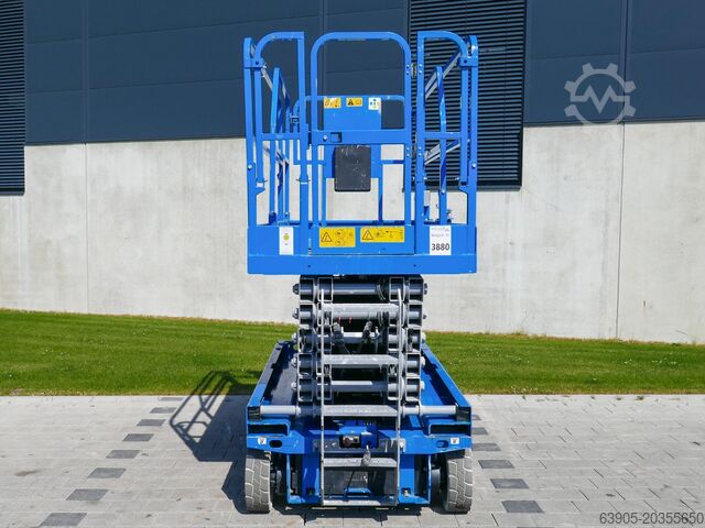 Scherenarbeitsbühne Genie GS 4047