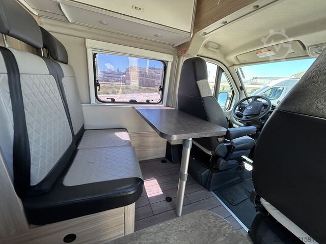 عربة تخييم Fiat Ducato Weinsberg Carabus 600 K | 2023 | EURO 6 | Venditore Professionale