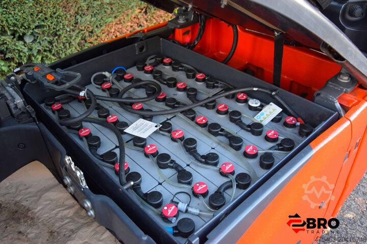 رافعة شوكية Linde E18PH-02 EVO Triplex