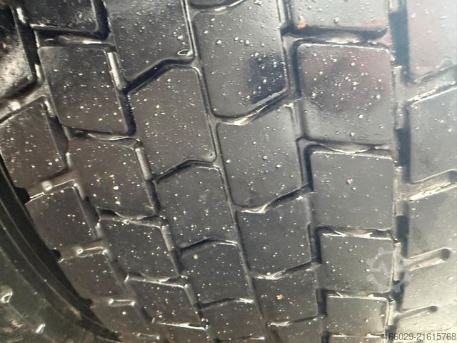 Tractora standard MAN TGX 18.510 mit Hydraulik