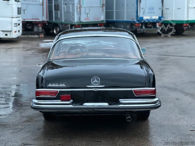 Fourgon MERCEDES-BENZ 220 SEB/C Coupe