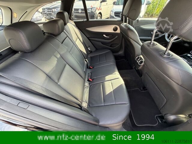 Minibús MERCEDES-BENZ E 300 de T Avantgarde HeadUP DISTRONIC AHK