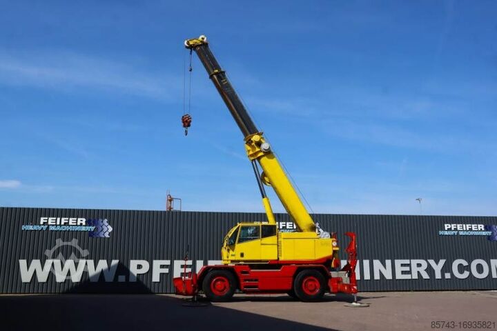 Кран за всякакви терени Compact Truck CT2 Diesel, 4x4x4 Drive, 30m Main Boom, 10.3m Hydr