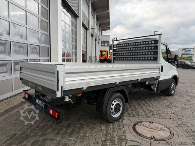 自卸货车面包车 IVECO Daily 35S14 A8*R3.450mm*Automatik*Kamera*2Sitze*