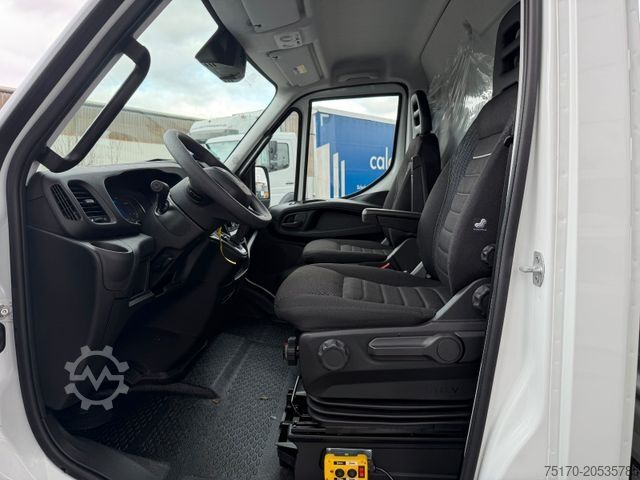 自卸货车面包车 IVECO Daily 35S14 A8*R3.450mm*Automatik*Kamera*2Sitze*