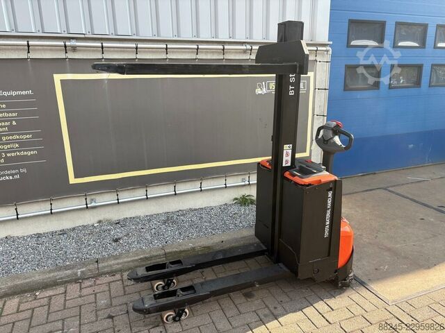VS-23130 Electric stacker BT SWE080L BT SWE080L