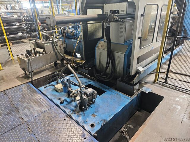 Macchina CNC per formatura a flusso DENN RL-600 CNC