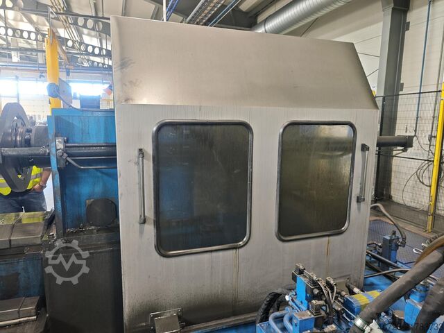 Macchina CNC per formatura a flusso DENN RL-600 CNC