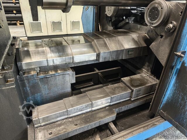 Macchina CNC per formatura a flusso DENN RL-600 CNC