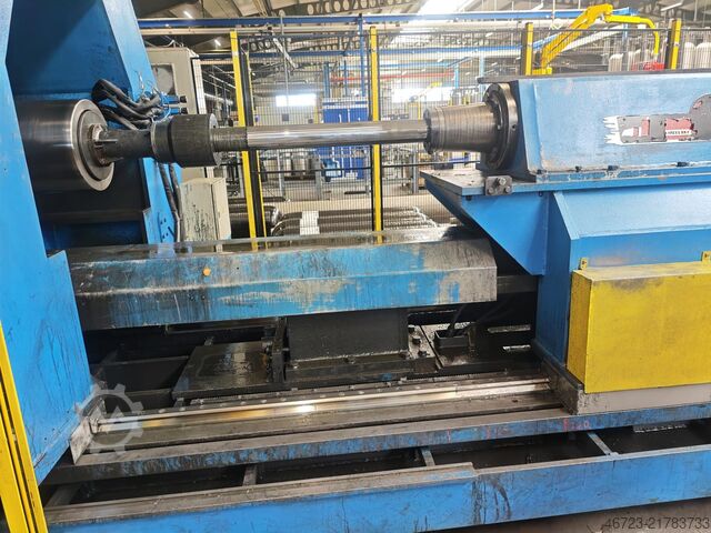 Macchina CNC per formatura a flusso DENN RL-600 CNC