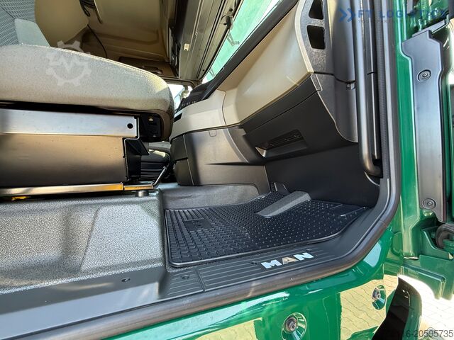 Vörubíll með presennu MAN 18.470 / 19 PALLETS / NEW MODEL