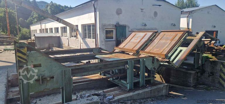 Gergaji pita dengan konveyor Drevo Trust 6710