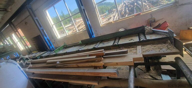 Gergaji pita dengan konveyor Drevo Trust 6710