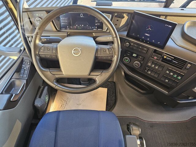 Standard-SZM Volvo FH 540 6x2/4 / LIFT - STEERING / RETARDER / I P...